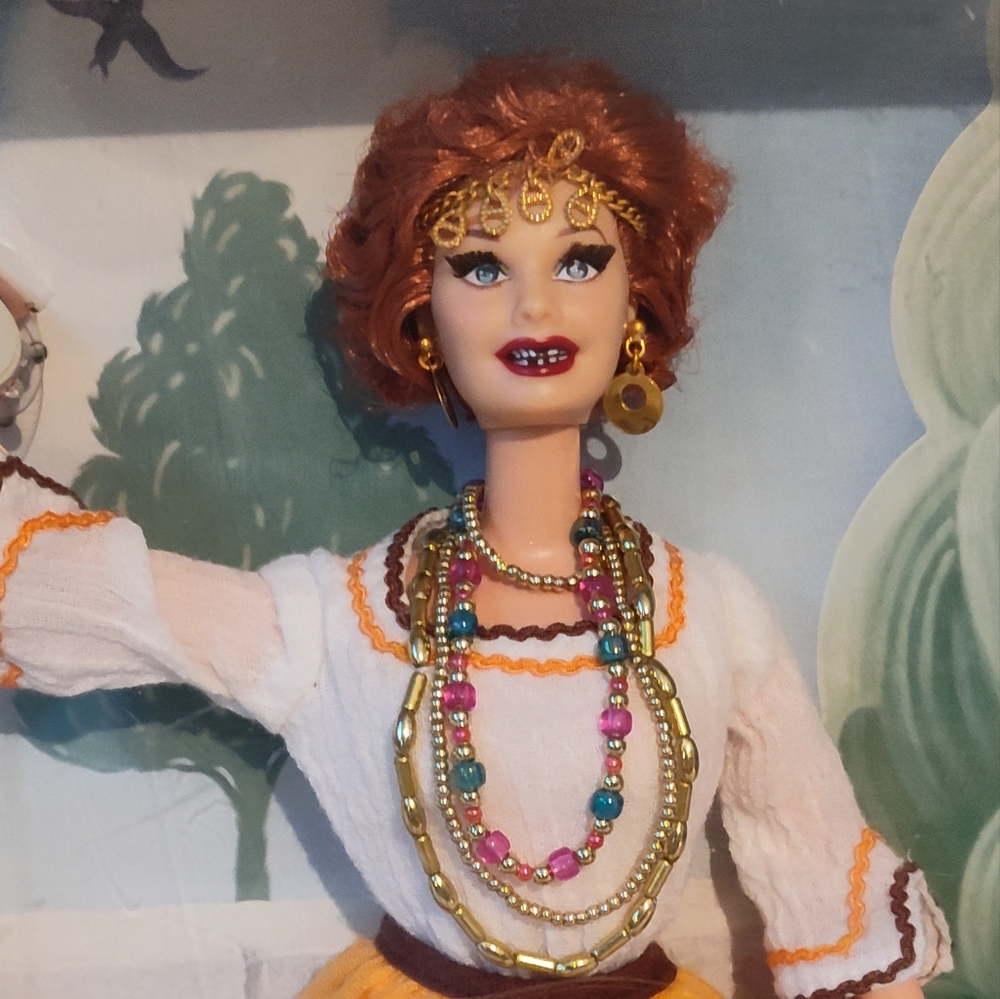 NWT!! 2005 Barbie Collector I Love Lucy Doll - Picture 4 of 13